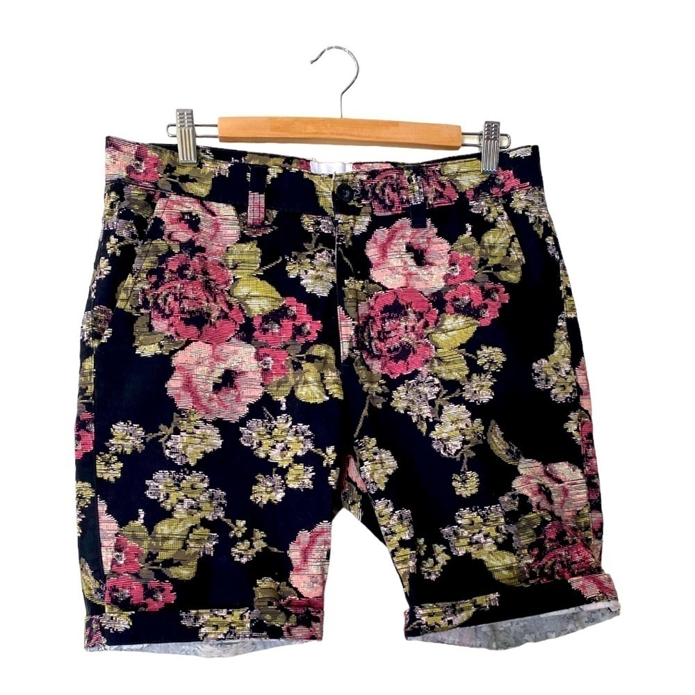 Elwood Floral Bermuda Shorts​​​​​​​